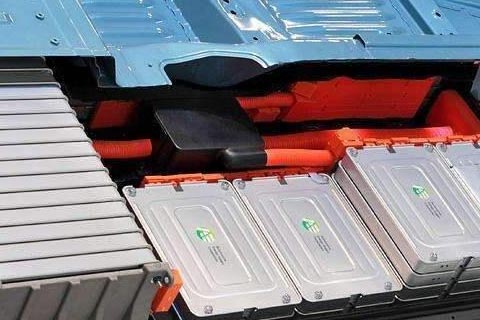 盘州保基苗族彝族乡专业回收废铅酸电池✔上门回收动力电池✔钛酸锂电池回收站